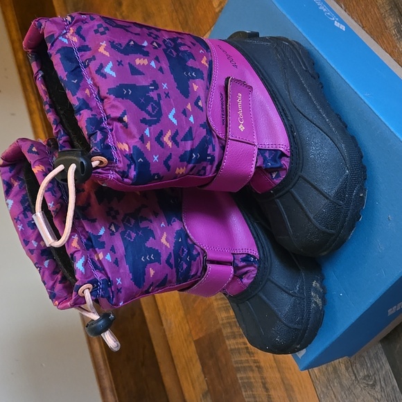 Powerbug size 9 columbia boots - Picture 2 of 6